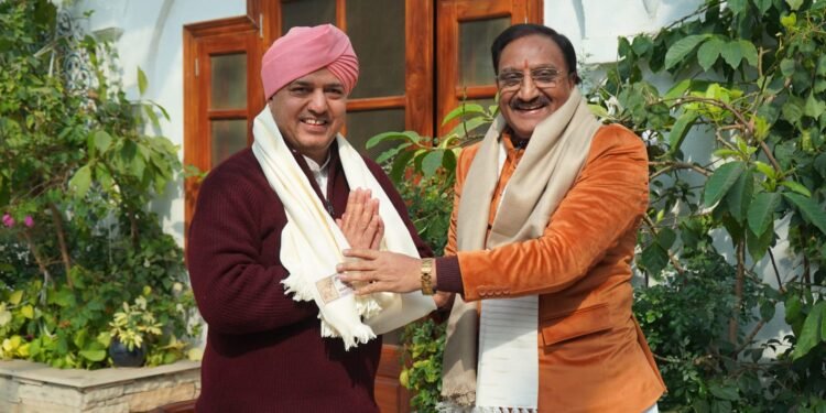 पूर्व केन्द्रीय मंत्री एवम् हरिद्वार सांसद डॉ. रमेश पोखरियाल निशंक ने श्री दरबार साहिब में टेका मत्था