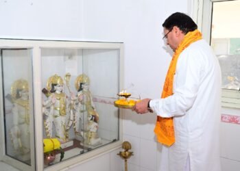 समस्त प्रदेशवासियों से घरों, सामाजिक स्थानों व धार्मिक स्थलों को साफ़ सूथरा रखने तथा इस पावन अवसर को पर्व की भाँति मनाने का आह्वान धामी जी ने किया 