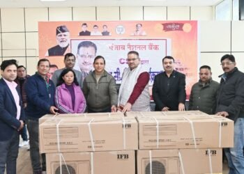 कैबिनेट मंत्री गणेश जोशी ने उत्तरांचल प्रेस क्लब देहरादून को 4 एसी (वातानुकूलक) को भेंट किये 