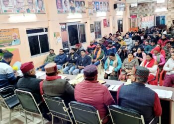 योजनाओं और कार्यों को गांव चलो अभियान के तहत हम सभी कार्यकर्ता गांव में प्रवास कर आम जनमानस से वार्तालाप कर योजनाओं के बारे में चर्चा करेंगे : सिद्धार्थ उमेश अग्रवाल