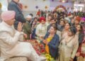 प्रकटोत्सव पर श्री महाराज जी ने कहा कि नर सेवा ही नारायण सेवा है। जो लोग जरूरतमंदों की सेवा करते हैं वे सच्चे समाजसेवी होते हैं सेवाधर्म ही सबसे बड़ा धर्म है