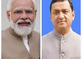 बलूनी ने कहा कि हमारे कार्यकर्ता ऊंचे मनोबल के साथ मोदी जी के रिपोर्ट कार्ड को लेकर जनता के बीच में जाकर जन जागरण कर रहे हैं. उत्तराखंड की जनता आदरणीय मोदी जी को पांचो कमल भेंट करेगी