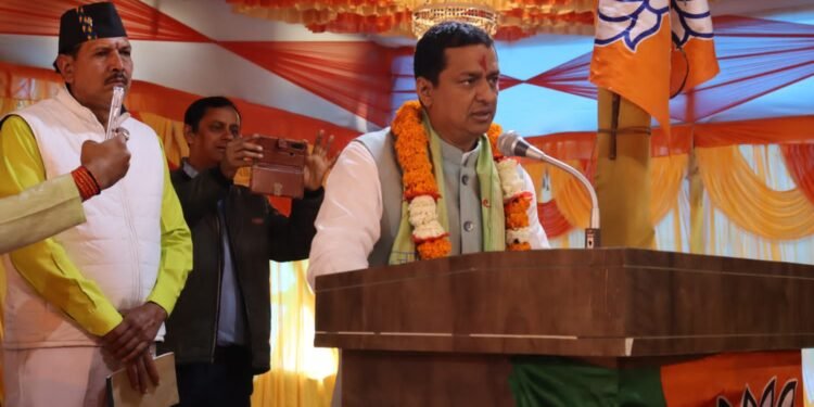 बलूनी ने कहा कि 19 अप्रैल के बाद देश में बची खुची कांग्रेस भी खत्म हो जाएगी