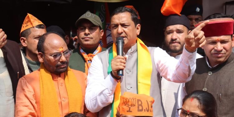 पौड़ी गढ़वाल संसदीय क्षेत्र से आपका आशीर्वाद प्राप्त हुआ तो मैं आपकी सेवा करने में तत्पर रहूंगा :बलूनी