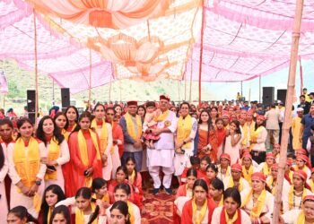 जौनपुर सेंदुल ग्राम पंचायत में नाग देवता के नव निर्मित मंदिर का लोकार्पण एवं मूर्ति के प्राण प्रतिष्ठा कार्यक्रम में मंत्री गणेश जोशी ने किया प्रतिभाग