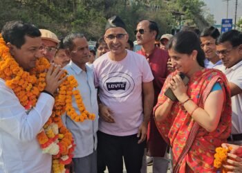 ऋषिकेष को इस ढंग से विकसित करना है ताकि पूरी दुनिया की नजर इस पर रहे, बेहतरीन पर्यटन सुविधा उपलब्ध कराने के साथ ही इसे विकसित क्षेत्र बनाना है : बलूनी