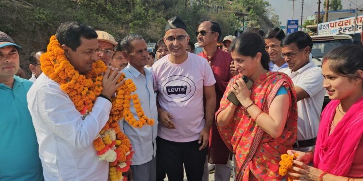 ऋषिकेष को इस ढंग से विकसित करना है ताकि पूरी दुनिया की नजर इस पर रहे, बेहतरीन पर्यटन सुविधा उपलब्ध कराने के साथ ही इसे विकसित क्षेत्र बनाना है : बलूनी