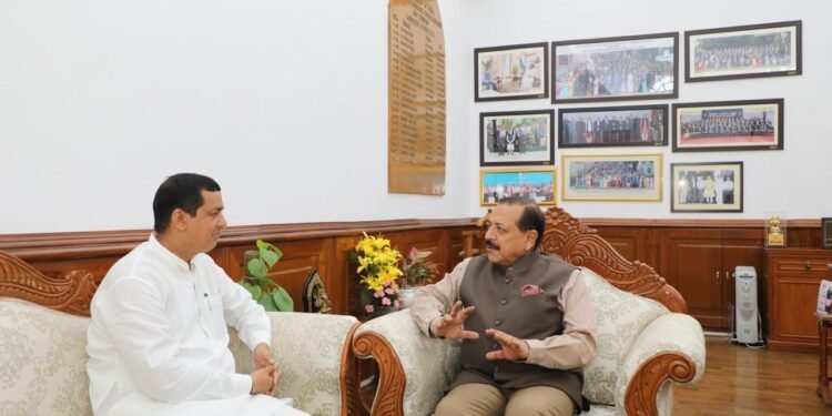 तारामंडल को अत्याधुनिक बनाने के लिए एक्सपर्ट साइंटिस्ट की भी मदद ली जायेगी और जरूरत पड़ने पर उन्हें वहां भेजा भी जाएगा.   