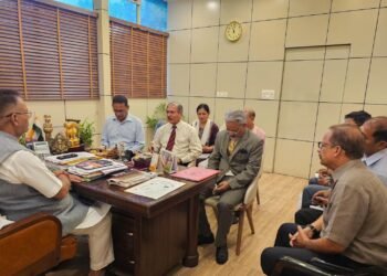 सैनिक कल्याण मंत्री गणेश जोशी ने अधिकारियों को शौर्य दिवस पर आयोजित होने वाले कार्यक्रमों की तैयारियों के संबंध में दिए आवश्यक दिशा निर्देश