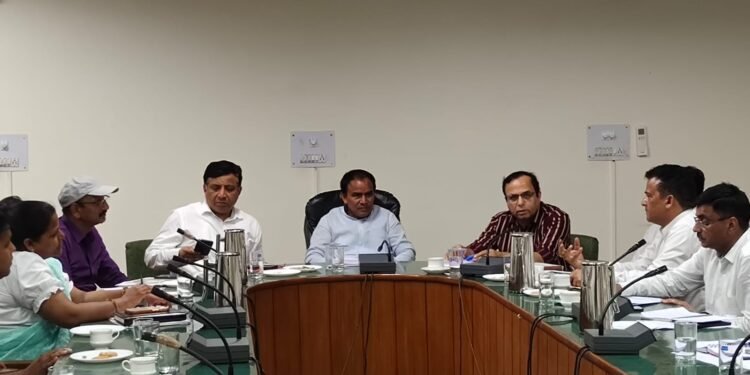 राज्य में होगी प्रवासी शिक्षा केन्द्रों की स्थापनाः डॉ. धन सिंह रावत