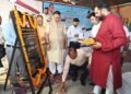 देहरादून के बीमा विहार एवं कैनाल रोड में दो ट्यूबवैल निर्माण के कार्य का शिलान्यास करते कैबिनेट मंत्री गणेश जोशी
