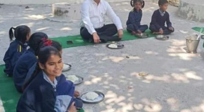 IAS बंशीधर तिवारी का काम बोलता है, और उनका व्यवहार, सादगी उनकी पहचान करता है, जो तथाकथित के चेहरे पर तमाचा है…