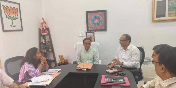 सीआरपी-बीआरपी, अतिथि शिक्षक व चतुर्थ श्रेणी के पदों को भरने के निर्देश