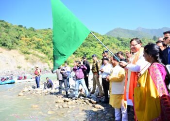 गंगा व नयार संगम स्थल और व्यास जी की तपोस्थली के पावन तट पर आयोजित तीन दिवसीय नयार उत्सव के माध्यम से क्षेत्र में पर्यटन संबंधी बुनियादी सुविधाओं का विकास और विस्तार होगा:धामी 