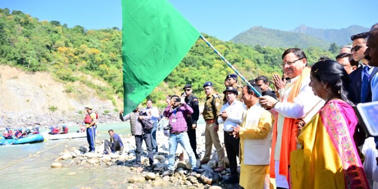 गंगा व नयार संगम स्थल और व्यास जी की तपोस्थली के पावन तट पर आयोजित तीन दिवसीय नयार उत्सव के माध्यम से क्षेत्र में पर्यटन संबंधी बुनियादी सुविधाओं का विकास और विस्तार होगा:धामी