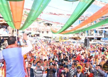 यात्रा शुरू होने से 2 महीने पहले सभी व्यापारियों को देंगे अनुमति:धामी 