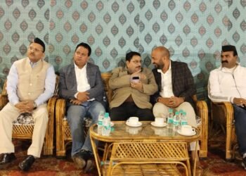 शिवगंगा एनक्लेव की सभी समस्याओं का प्राथमिकता से निराकरण किया जायेगा