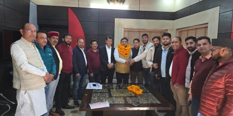 बड़ी ख़बर : प्रदेश ब्लॉक प्रशासक संगठन के अध्यक्ष महेन्द्र सिंह राणा को निर्विरोध चयनित किया गया 