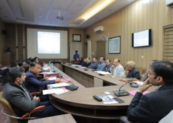 जरूरतमंद बालिकाओं को आर्किटेक्ट, कम्प्यूटर, मेडिकल साइंस, आदि व्यवसायिक कोर्स के लिए हम करेंगे फंडिंगः डीएम 