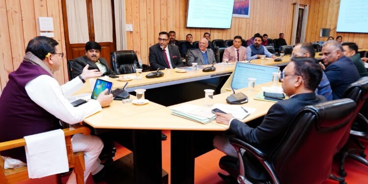 मुख्यमंत्री ने कहा कि उत्तराखण्ड के चारों धामों की यात्रा राज्य के मान और सम्मान से जुड़ी यात्रा है