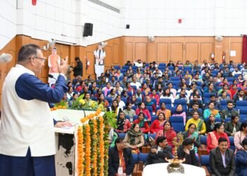 कृषि मंत्री गणेश जोशी ने कहा कि महिला किसान उत्तराखंड की खेती को नई दिशा दे रही हैं।