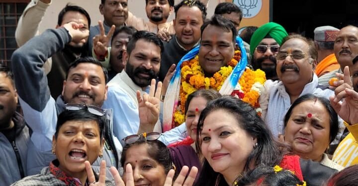 सिद्धार्थ उमेश अग्रवाल ने अपने प्रदेश के युवा मुख्यमंत्री पुष्कर सिंह धामी और प्रदेश अध्यक्ष महेंद्र भट्ट का धन्यवाद किया है