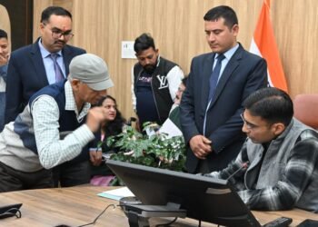 गैर कानूनी कमर्शियल भवन के निर्माण से व्यथित बजुर्ग महिला की शिकायत पर एमडीडीए से करवया सीलय 18 को होगा ध्वस्त, डीएम