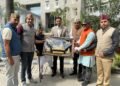 कालसी ब्लाक टीम ने जिलाधिकारी सविन बंसल को पांच धामों का स्मृति चिन्ह, शॉल और अभिनंदन पत्र भेंट किया है और उनका आभार जताया है।