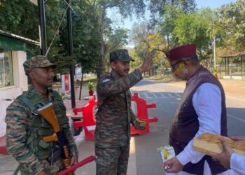 वन रैंक, वन पेंशन को लागू करने का काम मोदी सरकार ने किया बॉर्डर पर तैनात सैनिकों को गोली चलाने तक का अधिकार नहीं था, अब सैनिकों को पूरी शक्ति प्राप्त है  