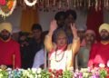 श्री महाराज जी ने कहा कि श्री झण्डा महोत्सव मेला प्रेम, सदभावना, आपसी भाईचारा, सौहार्द, उल्लास व अमन-चैन का संदेश देने वाला मेला है