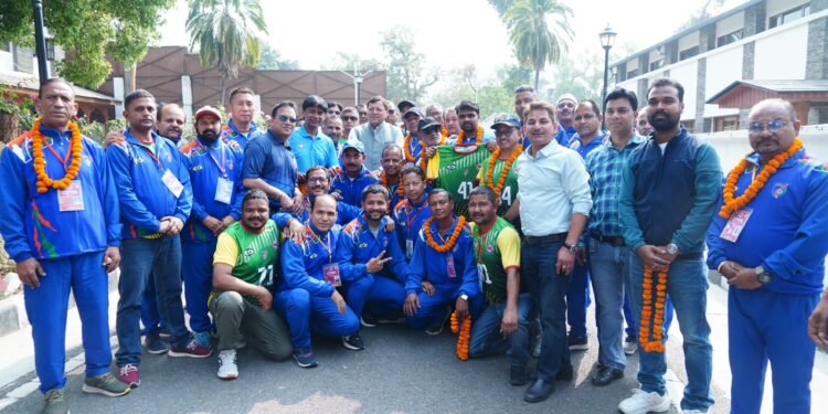 चौथे खेलो मास्टर्स राष्ट्रीय चैंपियनशिप आयोजन में एथलेटिक्स, फुटबॉल, बास्केटबॉल, हॉकी, शूटिंग, बैडमिंटन टेबल टेनिस और वॉलीबॉल जैसे खेल शामिल होंगे