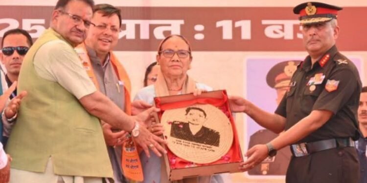 सैनिकों का सम्मान सरकार की सर्वोच्च प्राथमिकताओं में है और प्रदेश सरकार हर स्तर पर पूर्व सैनिकों व उनके परिजनों के कल्याण हेतु कटिबद्ध है