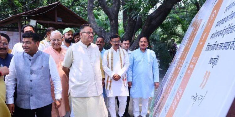 विकसित भारत का अमृतकाल” थीम पर रुद्रपुर में प्रोफेशनल मीट आयोजित कार्यक्रम में कैबिनेट मंत्री गणेश जोशी बोले – मोदी सरकार के 11 साल गरीब कल्याण और सुशासन के प्रतीक