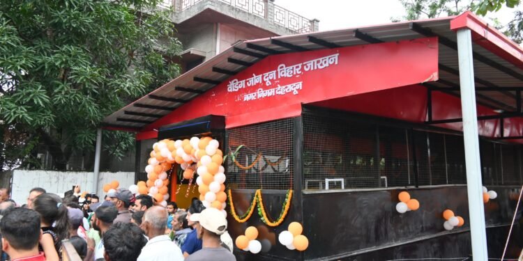 राजपुर रोड जाखन में नगर निगम का तीसरा वेंडिंग जोन तैयार, पहले चरण में 19 वेंडरों को आवंटित की गई दुकानें