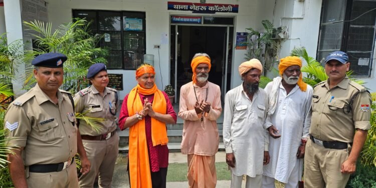 ऑपरेशन कालनेमि: विभिन्न थाना क्षेत्रों में पुलिस द्वारा साधु-संतो के भेष में घूम रहे अन्य राज्यो के 20 से अधिक ढोंगी बाबाओं सहित कुल 25 ढोंगी बाबाओ को किया गिरफ्तार