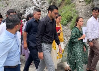 सीएचसी भवन निर्माण के लिए लोक निर्माण विभाग को भूमि सीमांकन और आंगणन शीघ्र उपलब्ध कराने के निर्देश