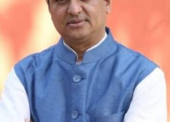 हम सभी उत्तराखंड के सांसद सभापति की अनुमति के बाद उत्तराखंड जन कल्याण के तमाम मुद्दों को उठायेगे