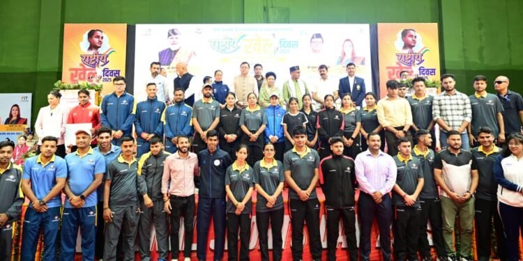 देहरादून परेड ग्राउंड को मिली दो बड़ी सौगातें – बनेगा एथलेटिक सिंथेटिक ट्रैक और पवेलियन फुटबॉल ग्राउंड पर लगेगी सिंथेटिक टर्फ