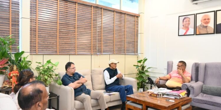 उत्तरकाशी के किसानों को समय पर राहत पहुँचाने के लिए सख्त हुए कृषि मंत्री गणेश जोशी, तीन दिन में फलों के कांटे लगाने का अल्टीमेटम