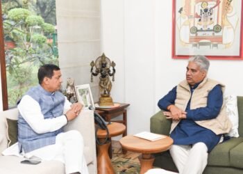 अनिल बलूनी ने केंद्र सरकार से विशेष आर्थिक सहायता एवं संसाधन उपलब्ध कराने का अनुरोध किया।