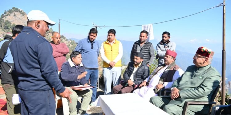 गणेश जोशी ने कुमाऊं दौरे के दौरान पिथौरागढ़ और डीडीहाट का किया भ्रमण, पूर्व सैनिकों से की मुलाकात