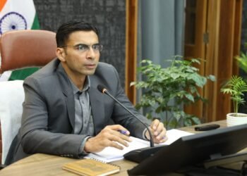 डीएम सविन बंसल ने कहा— जनकल्याणकारी नीतियों को समयबद्ध धरातल पर लाना जरूरी