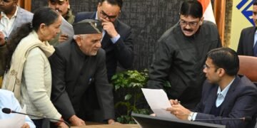 जिलाधिकारी की त्वरित कार्रवाई से 70 वर्षीय बुजुर्ग को राहत, तीन माह से अटकी वृद्धावस्था पेंशन का मौके पर समाधान