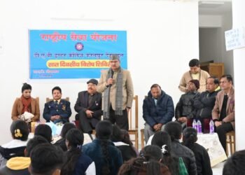 देश का भविष्य युवाओं पर निर्भर करता है, एनएसएस विद्यार्थियों की भूमिका महत्वपूर्ण : गणेश जोशी